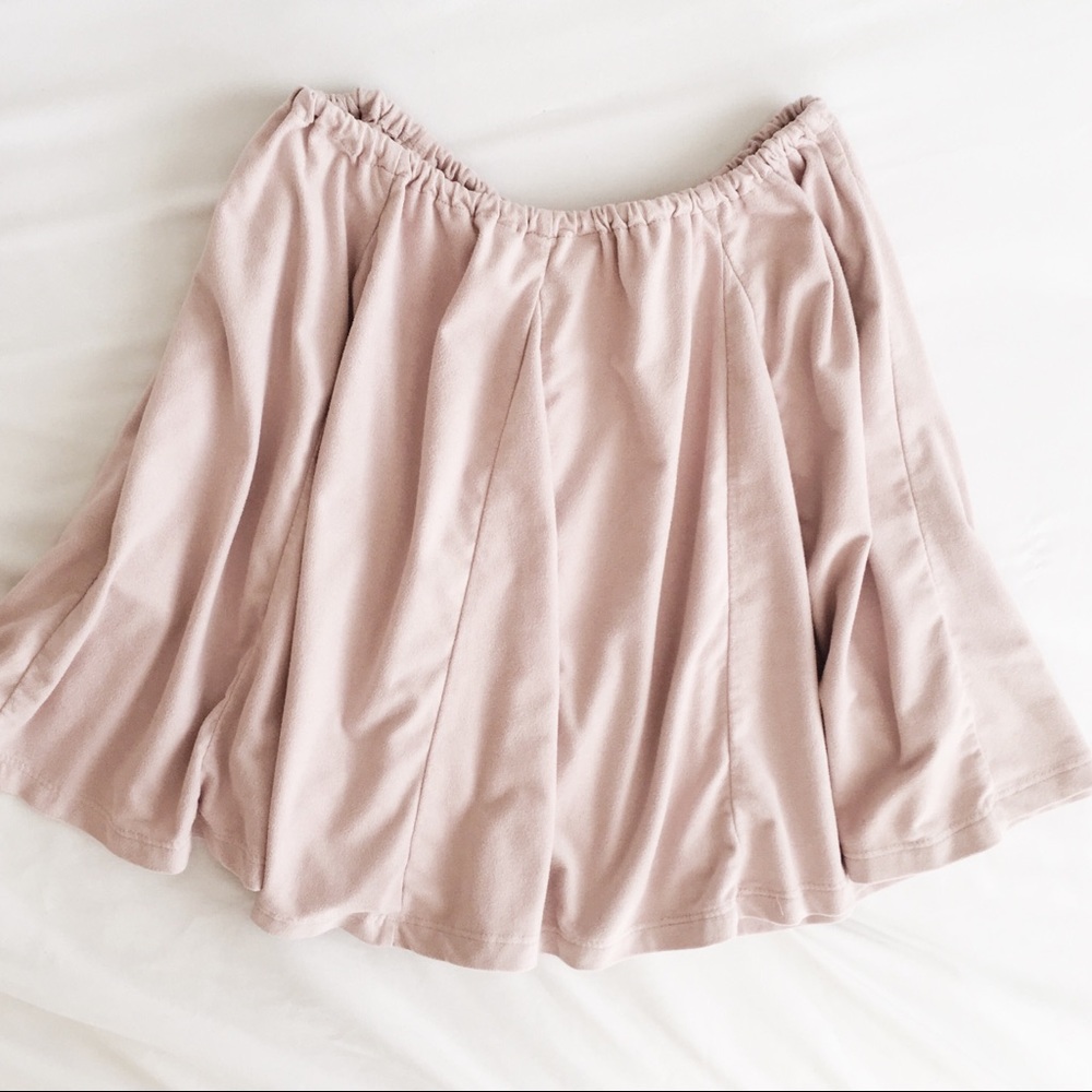 Hollister x Lucy Hale • Blush Suede Skater Skirt - Picture 2 of 3